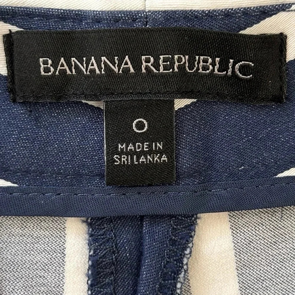 Banana Republic Ryan Shorts Blue White Stripes Gold Buttons Size 0 - Picture 10 of 14